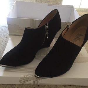 Belle by Sigerson Morrison black suede booties
